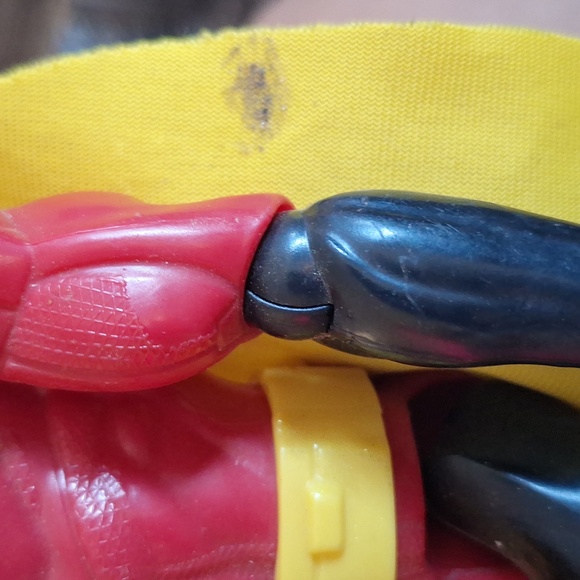 Robin from Batman unlimited posable figure - Picture 5 of 6